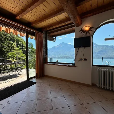 Appartement Casa Renato Lake View - Larihome A66 Gravedona