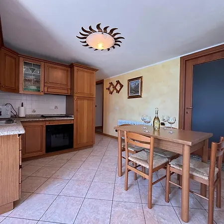 Casa Renato Lake View - Larihome A66 Apartment Gravedona