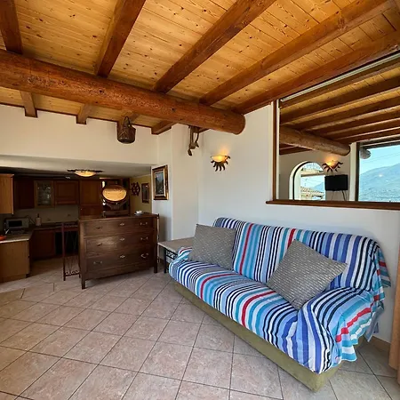 Casa Renato Lake View - Larihome A66 Apartment *